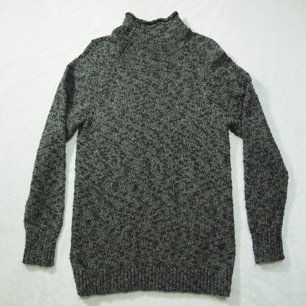L.L. Bean Sz M Women Charcoal Marled Crewneck Sweater
